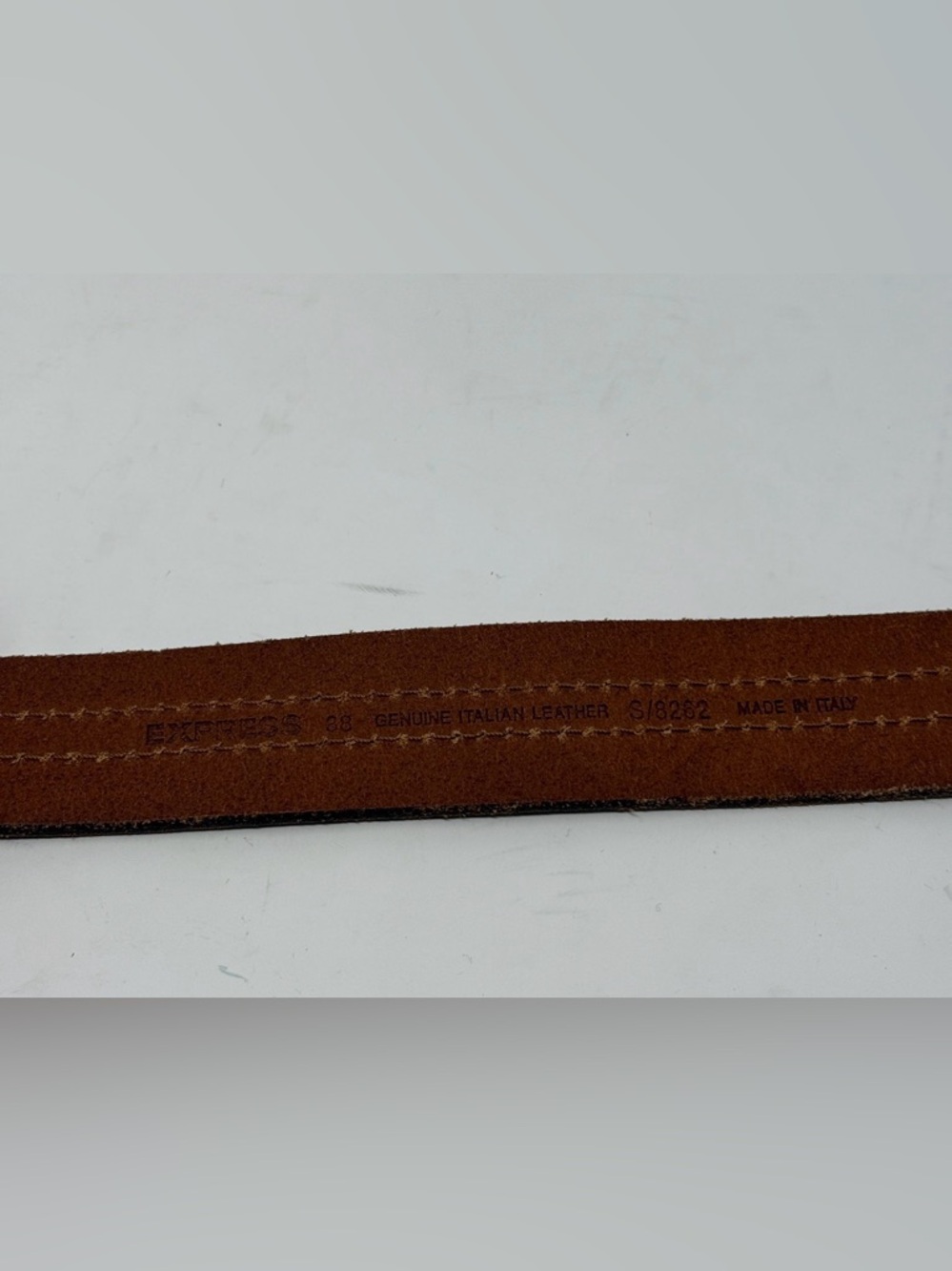 Express Brown Italian Leather Belt Size 38 Casual Stitch Trim - Picture 2 of 3